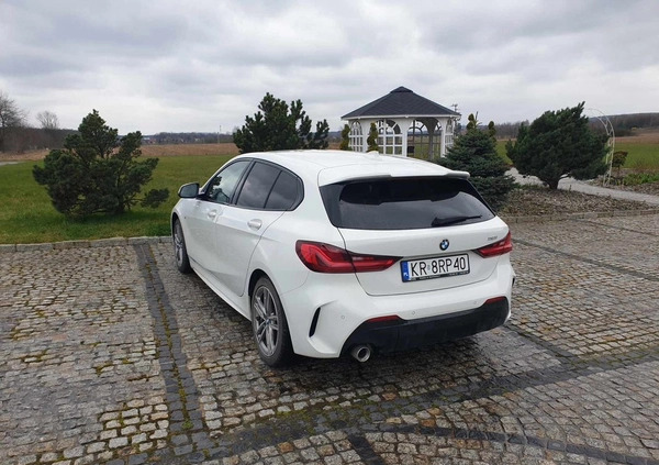 BMW Seria 1 cena 119999 przebieg: 55000, rok produkcji 2021 z Kraków małe 79